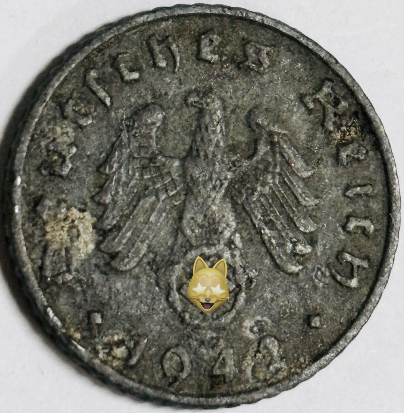 文馨钱币收藏第 282 场，【 长期接收代拍品】，加拿大老铜代用币，银币，德三系列场 极美品 1942 年德三帝国 5 芬尼锌币 A 标，锌币保存不易，品相佳，收藏不错