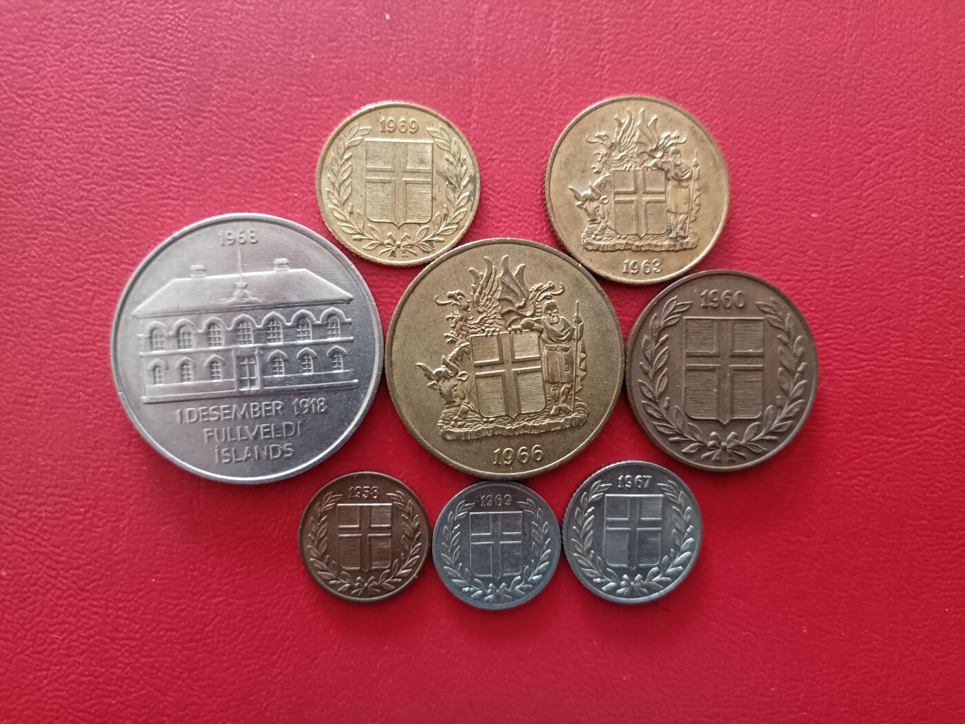 【云涧收藏】第八十场 冰岛60年代8枚