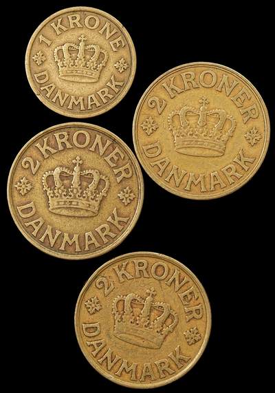 修遠堂世界钱币第九十四期 - 丹麦皇冠1，2克朗一组4枚