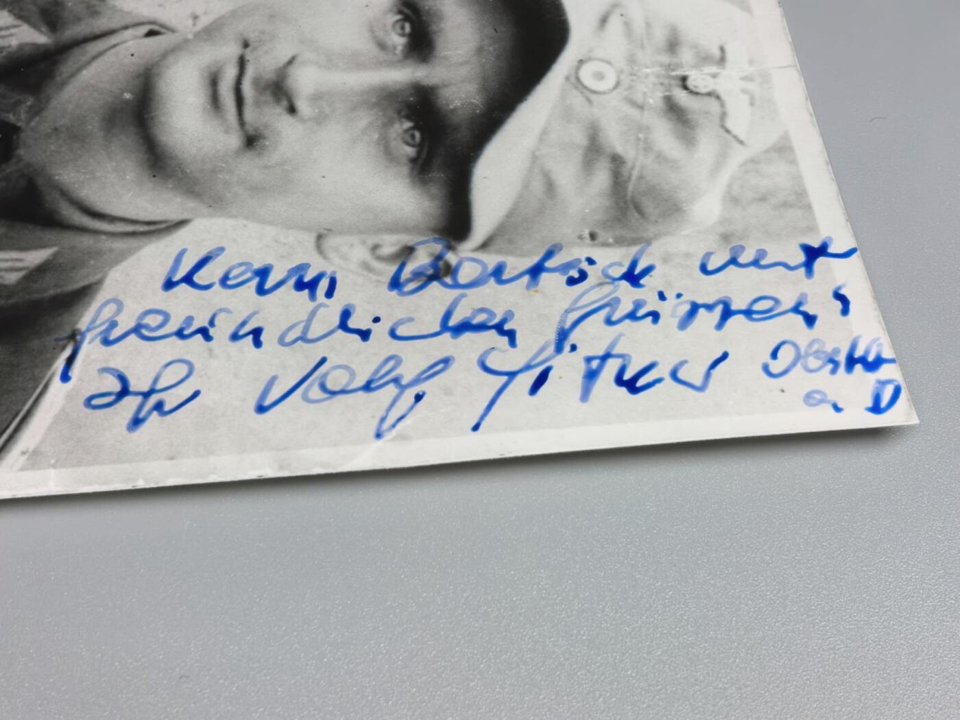 小驴勋章奖章收藏11月22日周六晚六点拍卖（珍爱和平，收藏战争，铭记历史，勿忘国耻，忠党爱国。有偿代拍，送拍规则在简介最后，参拍须阅读规则后再参拍，关系到运费包装发货时效真假辨别等关键信息，拍卖时不再发原图，看大图店主微信码在拍卖店铺介绍里） Volkhard Eitner战后亲签