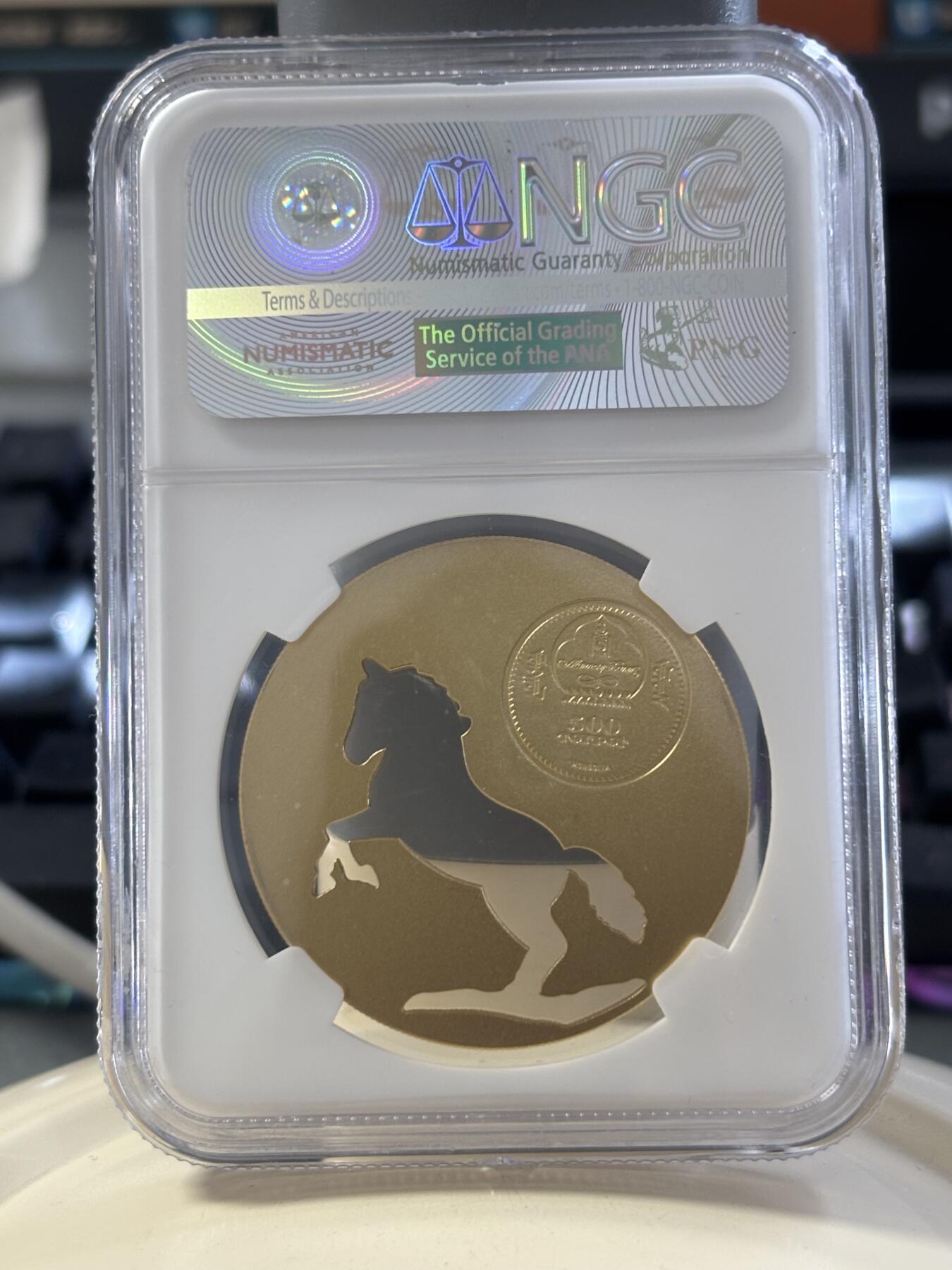 第182期拍卖 蒙古2014年自然动物系列骏马镂空镀金银币NGC-MS69，1/2盎司，925银镀金