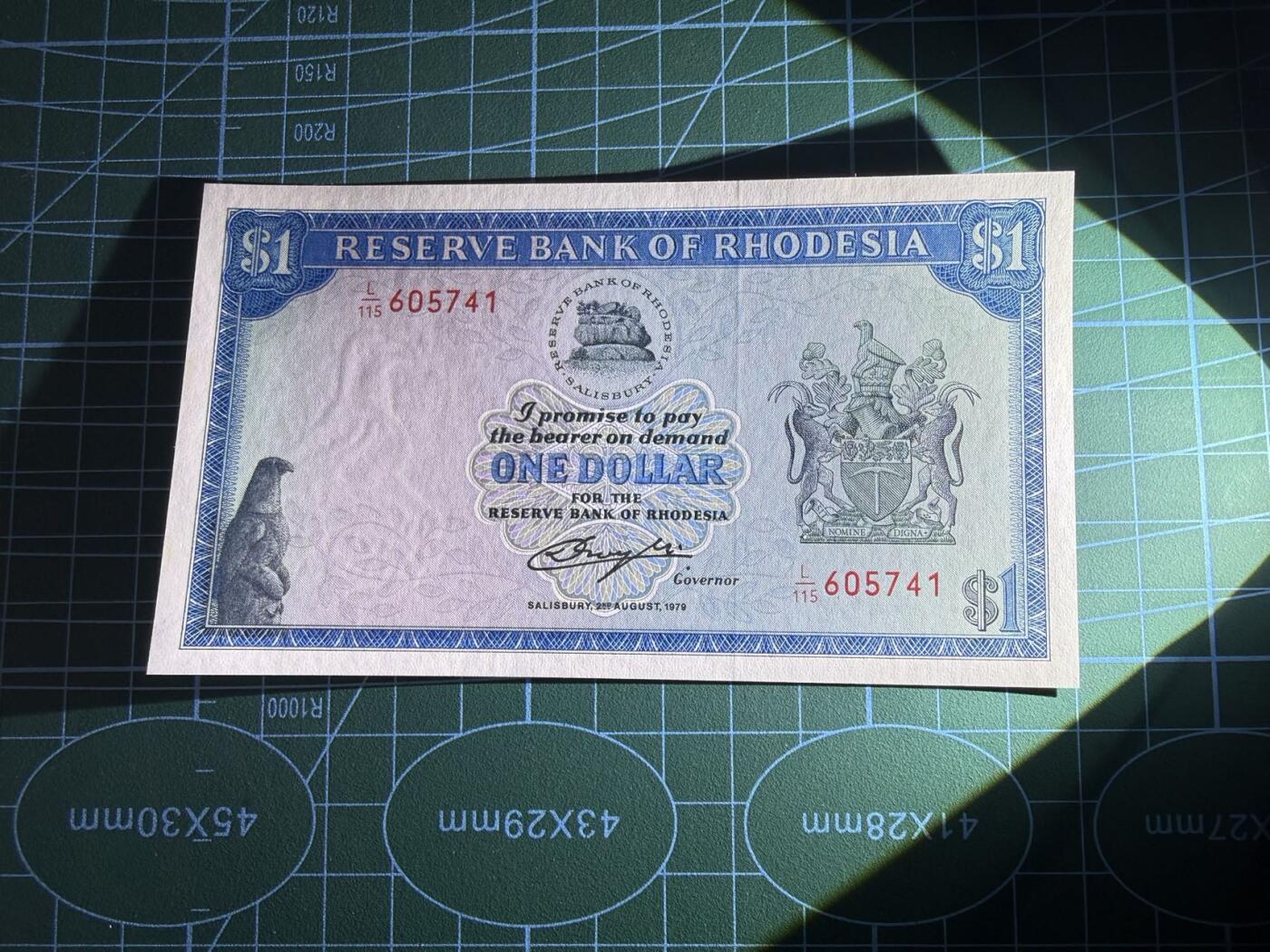 【炜奕收藏】，第五十一期 1979年罗德西亚1元，UNC品相