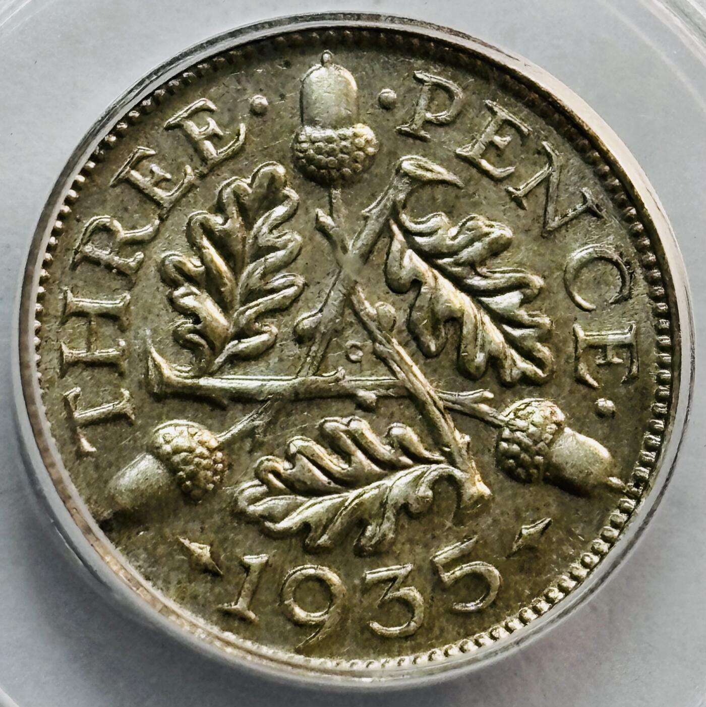 文馨钱币收藏第 282 场，【 长期接收代拍品】，加拿大老铜代用币，银币，德三系列场 公博评级 MS61 分，1935 年英国乔治五世 3便士银币