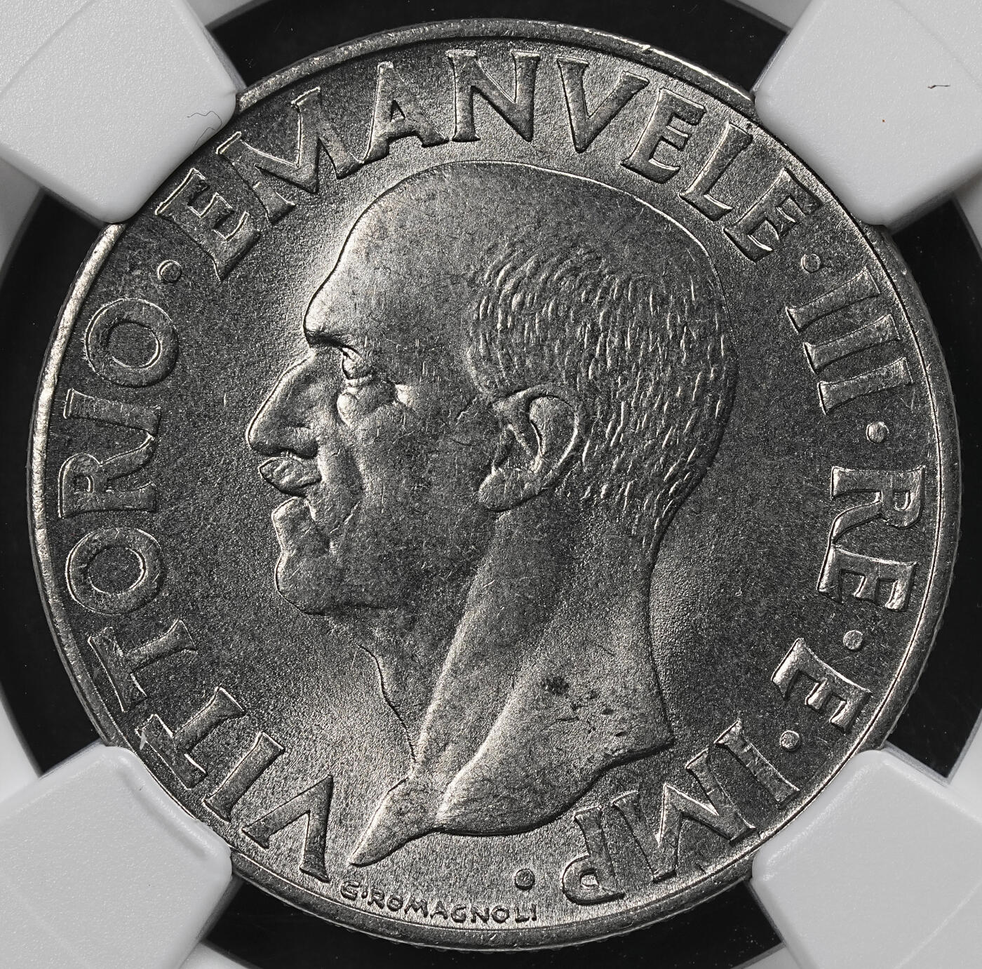 修遠堂世界钱币第九十四期 NGC评级 英国，意大利钱币各一枚