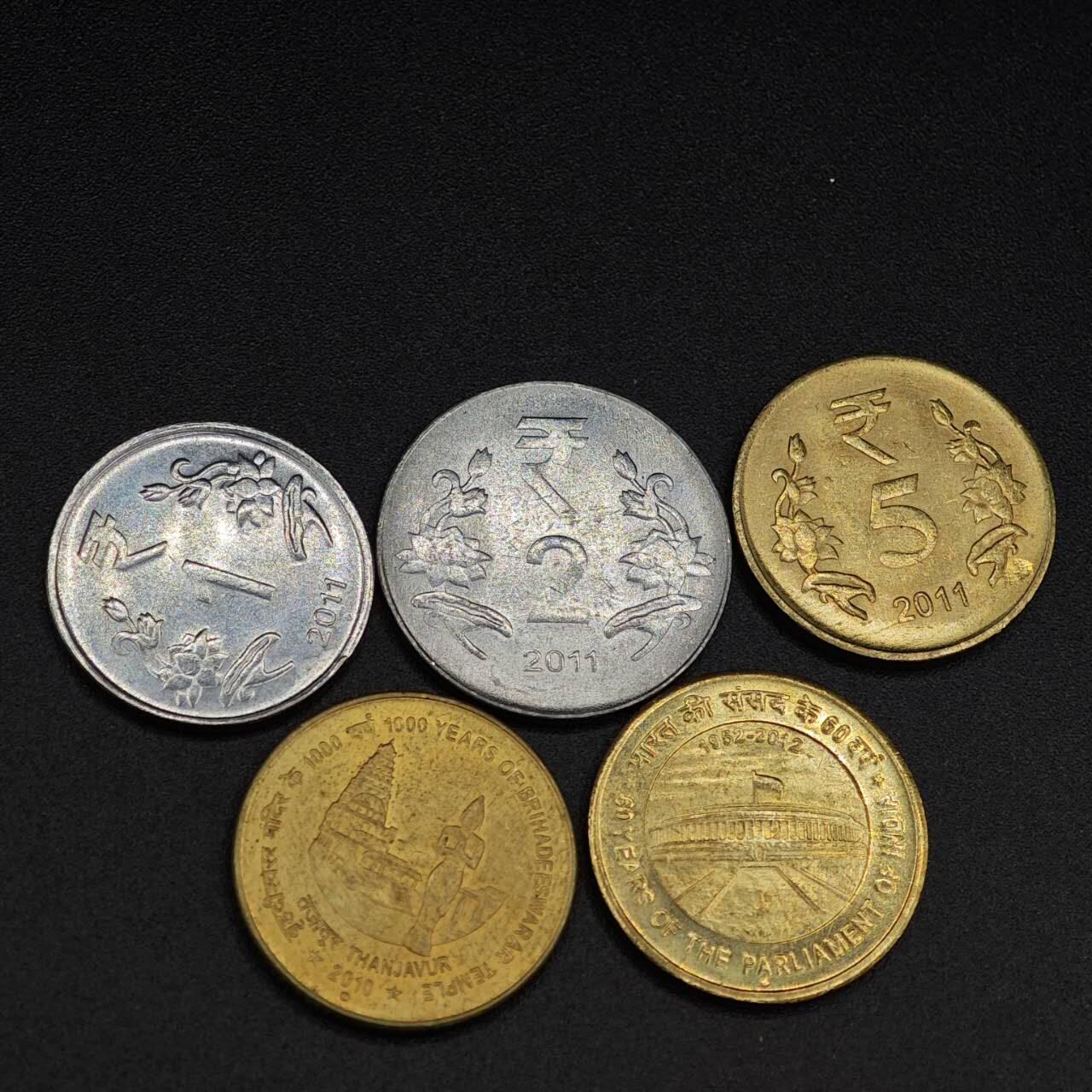 【淘币小摊】实时拍第八百零三拍   散币套币场   满百包邮可预留二周 每周一统一发货   印度5枚含2枚纪念币