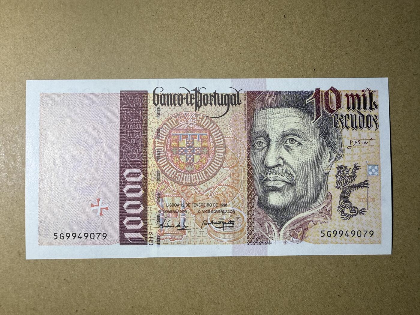 《艾美收藏》第221期-11.23周日黄金场精品荟萃 葡萄牙10000埃斯库多 UNC 1998年 航海家亨里克王子 原票好品 边缘轻微荧光