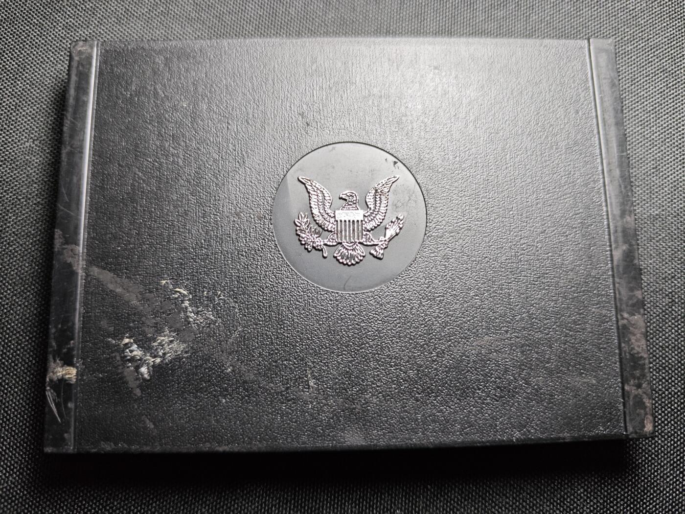 KK钱币收藏小铺 （套币 好品/批量散币 银币）专场  2月预留时间 周末发货  1980美国清年精制套币 含苏珊一元精制币 氧化