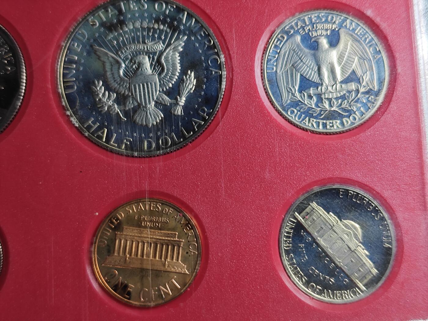 KK钱币收藏小铺 （套币 好品/批量散币 银币）专场  2月预留时间 周末发货  1980美国清年精制套币 含苏珊一元精制币 氧化