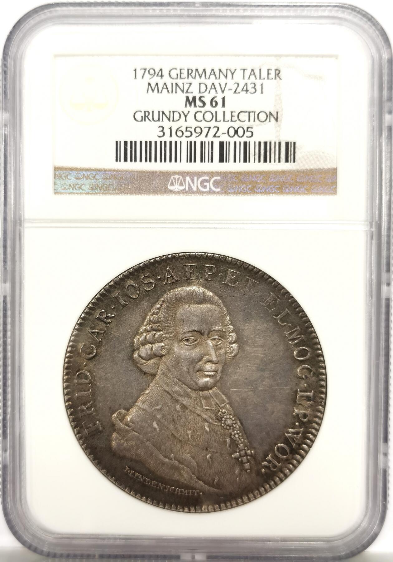 博洋堂世界钱币拍卖第147期（全场包邮） NGC MS61 1794年德国美因茨弗雷德里希-卡尔-约瑟夫1泰勒大银币。被誉为“最杰出的克朗型集藏”的grundy集藏中的原物，这么好的来源可见此枚品质之佳。此枚五彩包浆，底板细节均极为出色，目测完全不逊于现在评出来的62状态。罕见品种，此品种麦稀奇首见