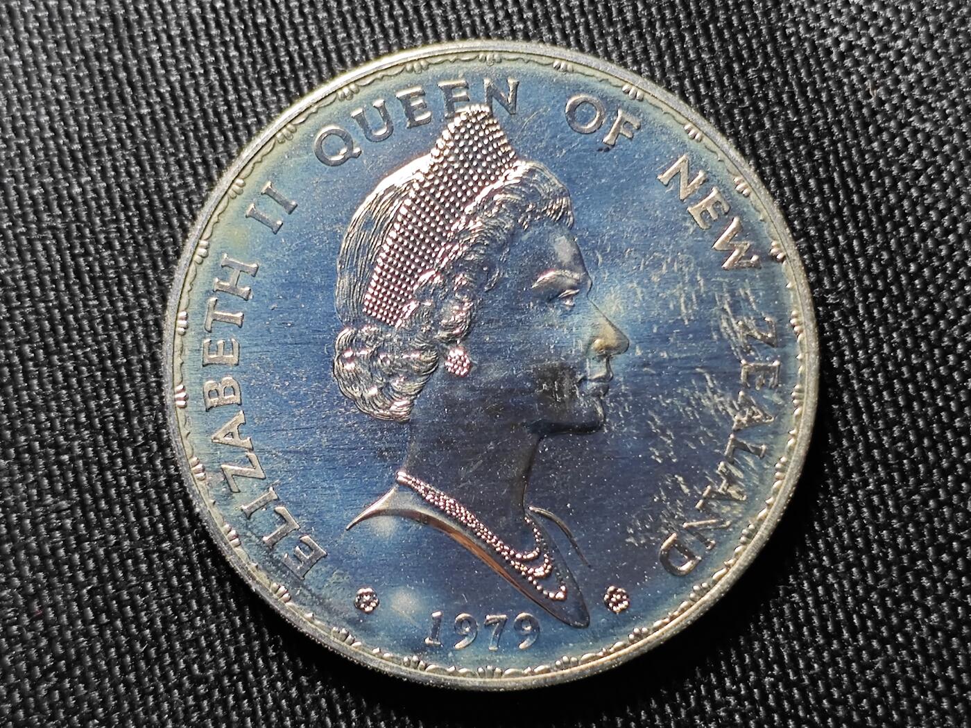 KK钱币收藏小铺 （套币 好品/批量散币 银币）专场  2月预留时间 周末发货  1979新西兰1元克朗形纪念币