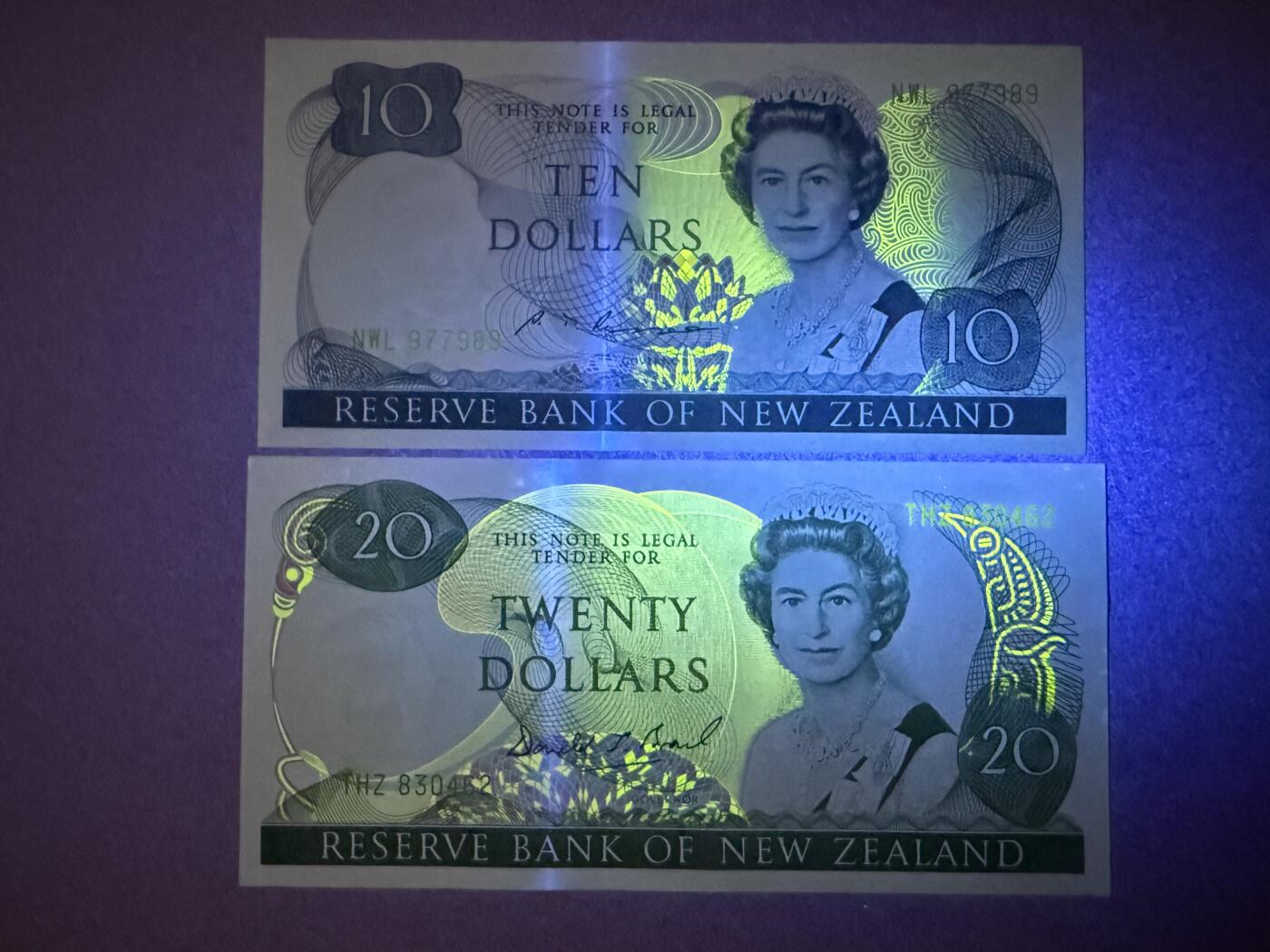 《艾美收藏》第221期-11.23周日黄金场精品荟萃 新西兰10、20元2张 UNC 1981-1992年鸟版 原票好品女王钞