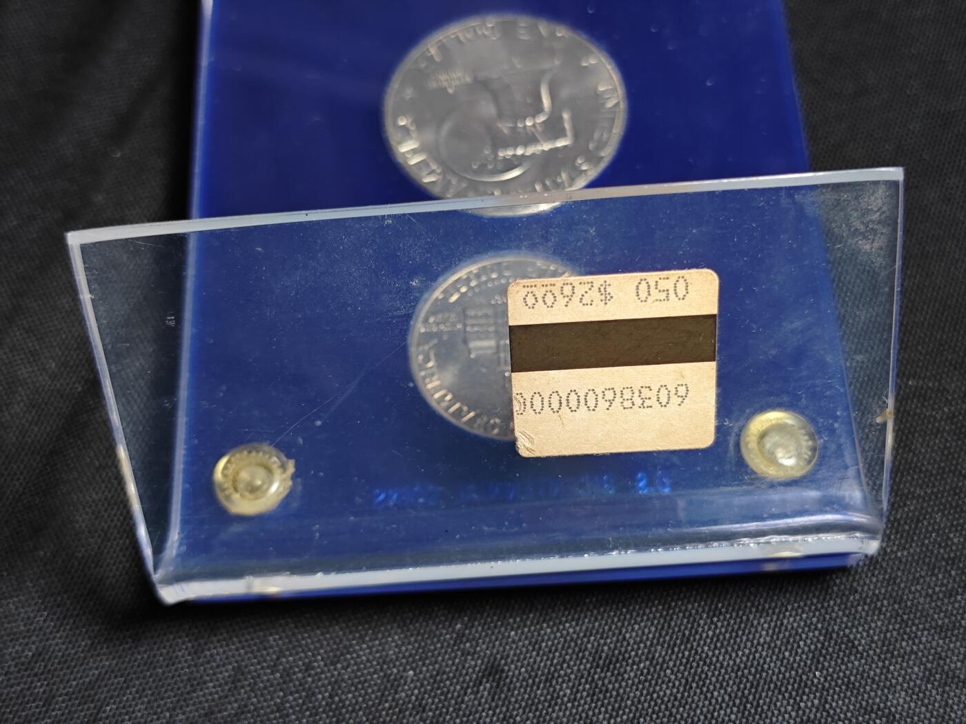 KK钱币收藏小铺 （套币 好品/批量散币 银币）专场  2月预留时间 周末发货  美国建国200周年套币 摆件