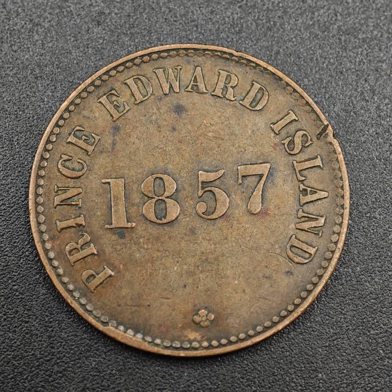【淘币小摊】实时拍第八百零三拍   散币套币场   满百包邮可预留二周 每周一统一发货   爱德华王子岛1857年自治政府自由贸易一分铜币代币