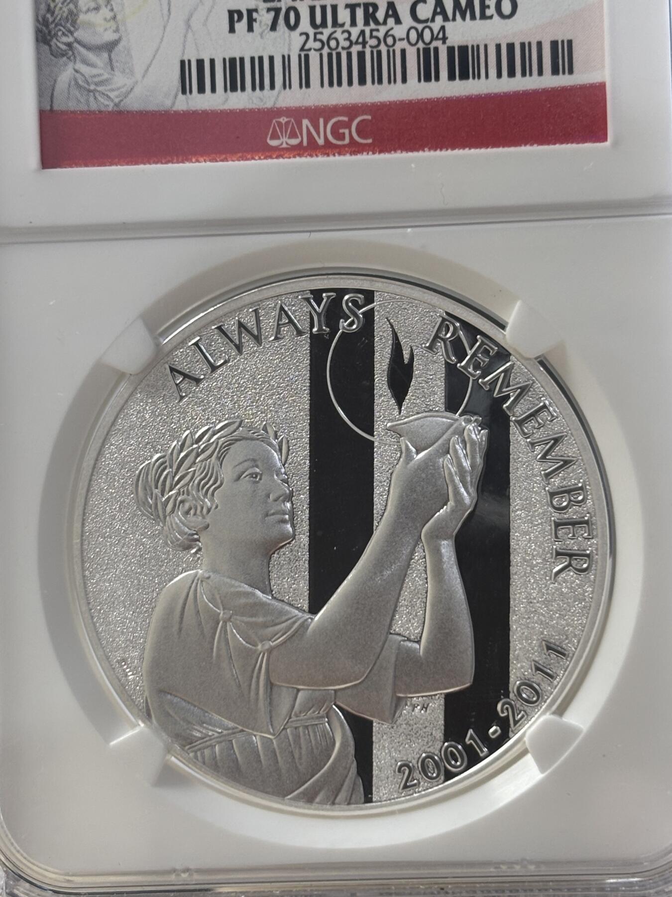 第182期拍卖 美国2011年9/11十周年纪念银章NGC-PF70，1盎司