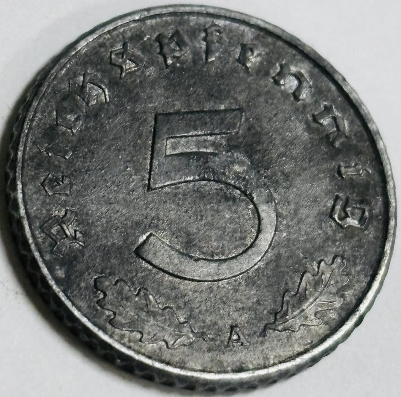 文馨钱币收藏第 282 场，【 长期接收代拍品】，加拿大老铜代用币，银币，德三系列场 极美品 1940 年德三帝国 5 芬尼锌币 A 标，锌币保存不错，收藏不错