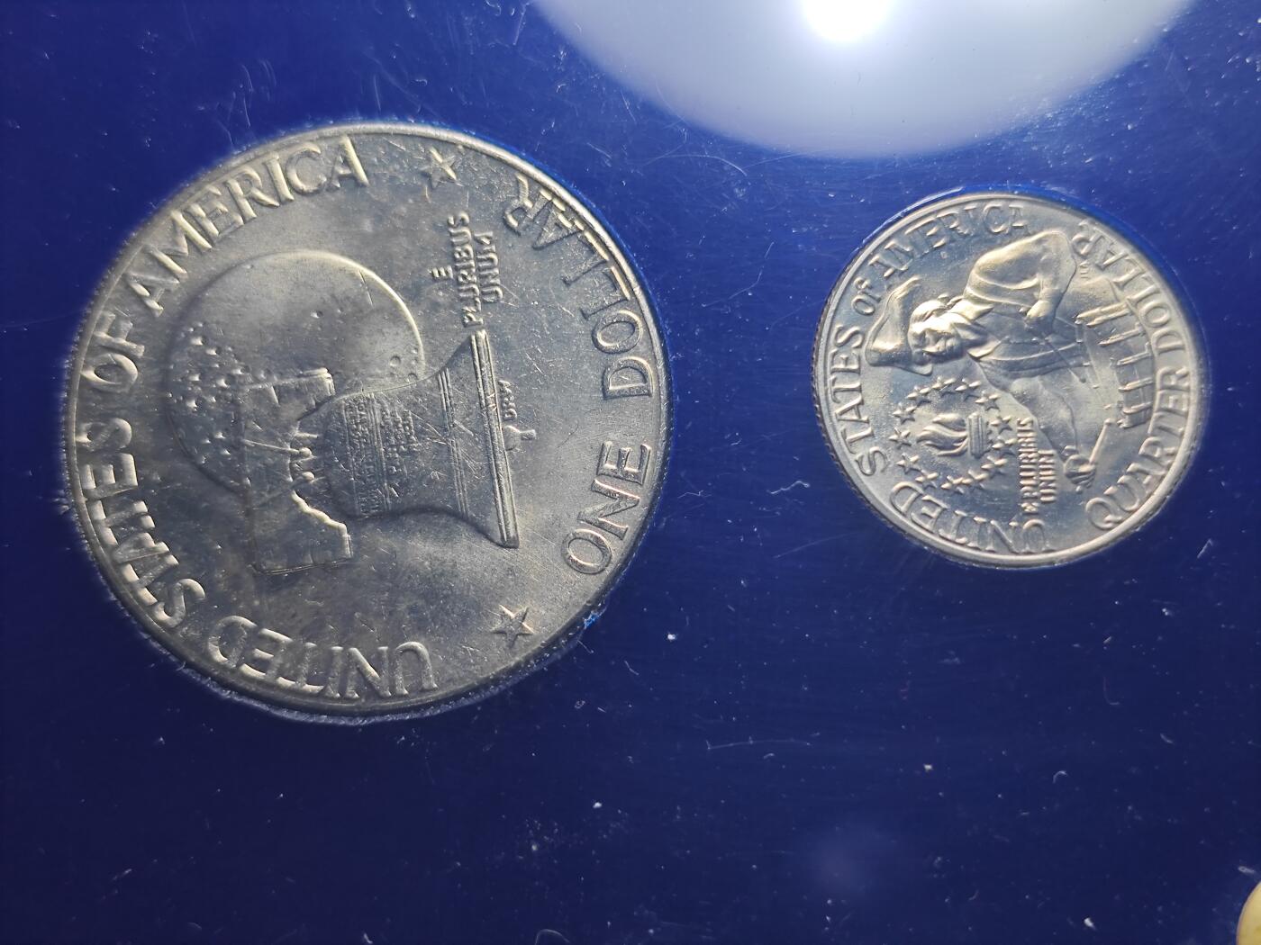 KK钱币收藏小铺 （套币 好品/批量散币 银币）专场  2月预留时间 周末发货  美国建国200周年套币 摆件