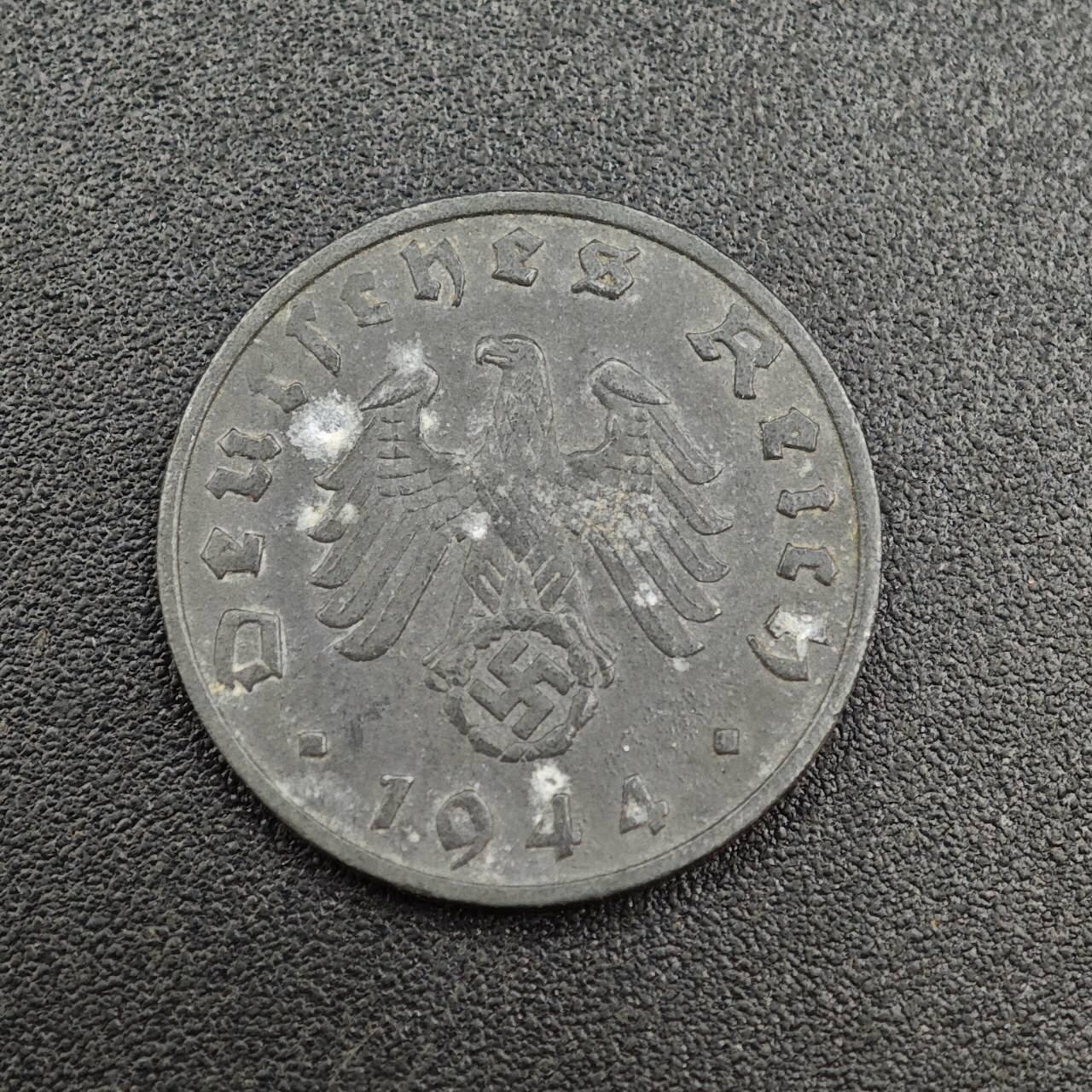 【淘币小摊】实时拍第八百零三拍   散币套币场   满百包邮可预留二周 每周一统一发货   德国1944年1芬妮锌币