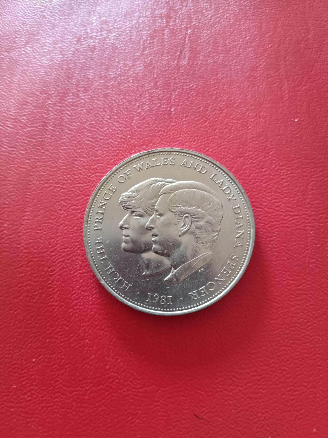 【云涧收藏】第八十场 英国1981年查尔斯和戴安娜结婚克朗型纪念币