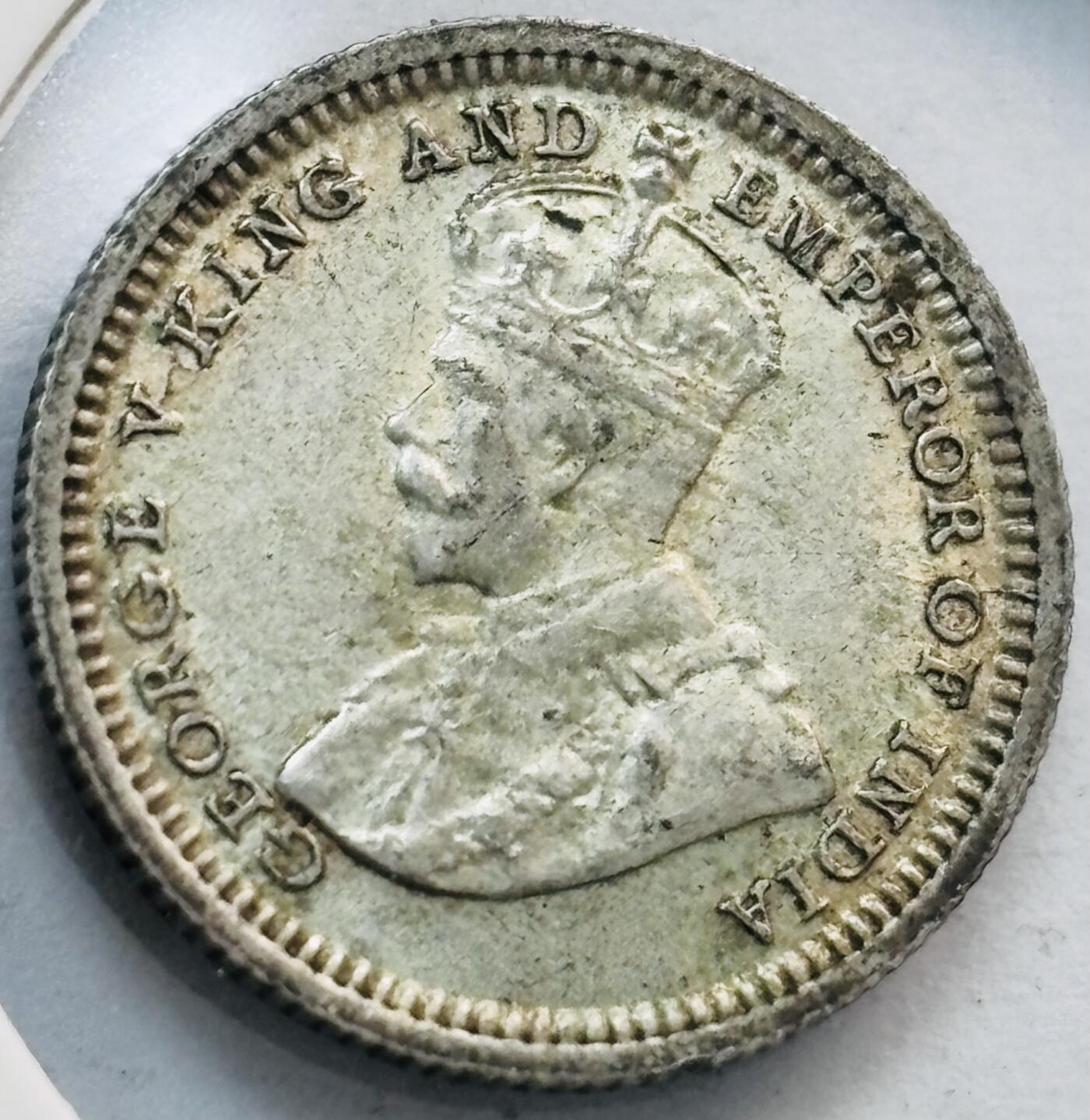 文馨钱币收藏第 282 场，【 长期接收代拍品】，加拿大老铜代用币，银币，德三系列场 少见带光极美品 1935 年英属海峡殖民地乔治五世 5 分银币，第二版关门年 600 银