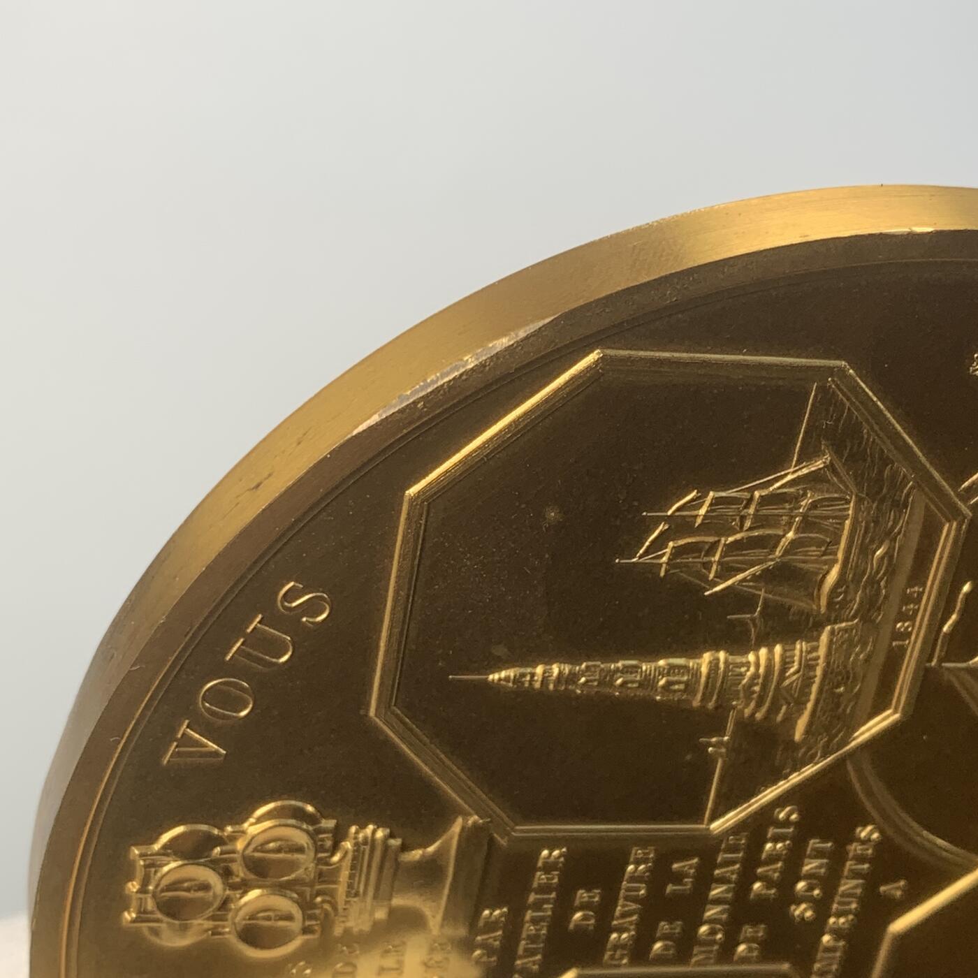 掌中浮雕-藏着的欧洲第043场 1967年法国巴黎百年交通纪念大铜章 ， 100mm ，397g