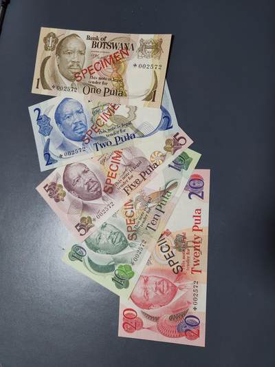 11月29号晚上8点 外国纸币自动截拍第64场 - 【全新同号钞】博茨瓦纳1-20普拉 1976年 清版样钞5张套UNC