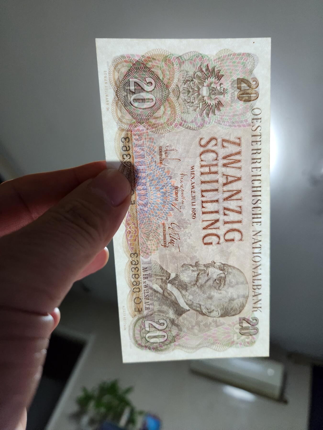 11月29号晚上8点 外国纸币自动截拍第64场