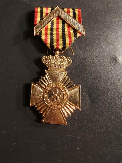 老王徽章第165期 - 比利时一级军事奖章