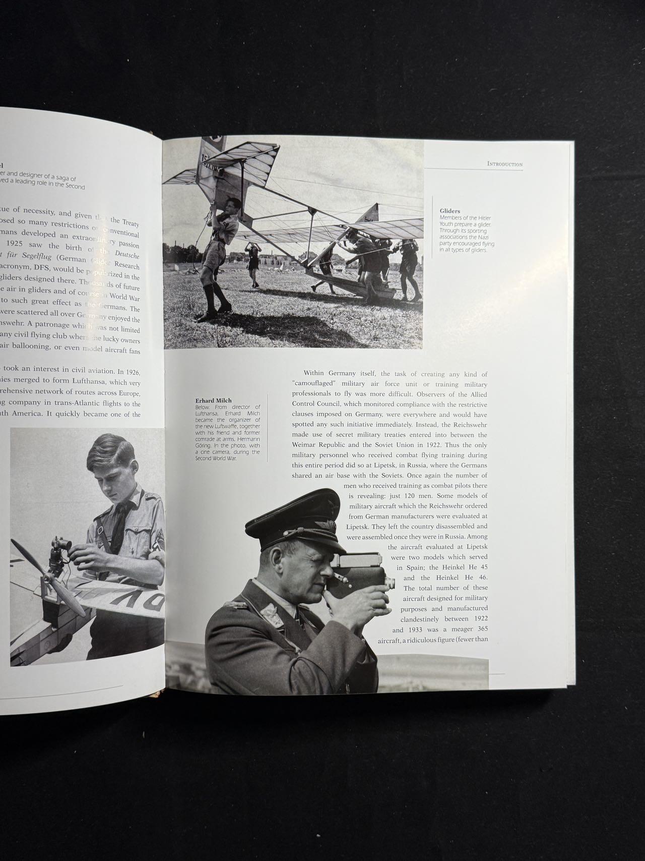 戎马世界章牌大赏第108期 德国秃鹰军团陆海空三1936-1939从历史·编制·飞机·制服·勋章·纪念品全部都系统展示，书后售价79.99美元