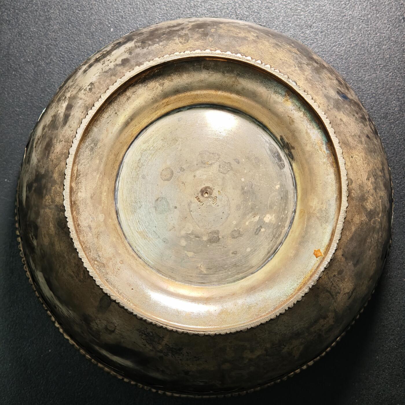 【德藏】世界币章拍卖第154期（拍品征集中~欢迎藏友联系） 欧洲早期大号银质水果盛 工艺精美 直径约：180mm；高约：87.5mm，重约：337.3g