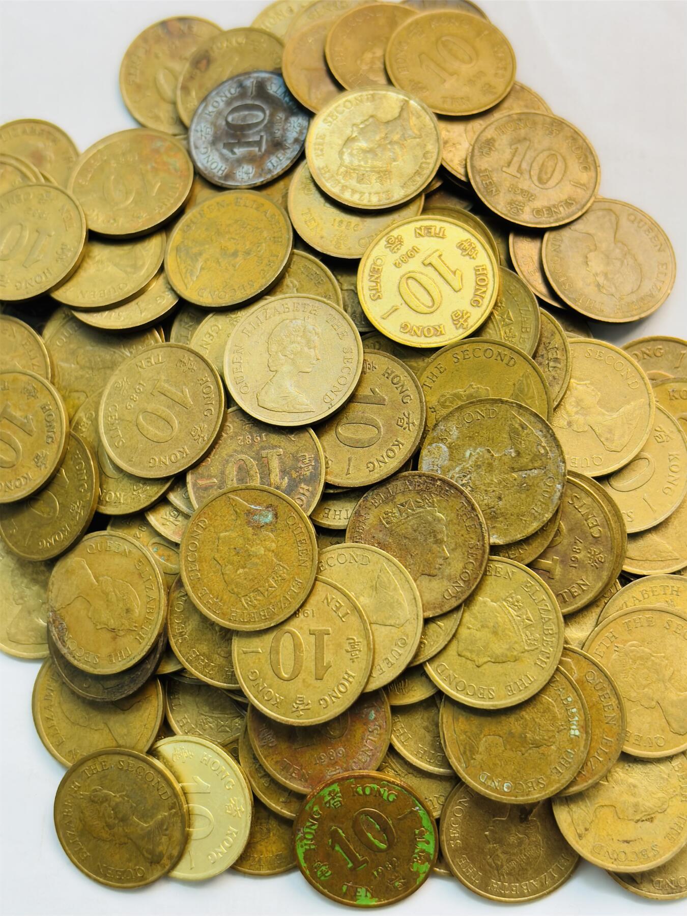 文馨钱币收藏第 282 场，【 长期接收代拍品】，加拿大老铜代用币，银币，德三系列场 英属香港小一毫铜币女王头像 175 枚