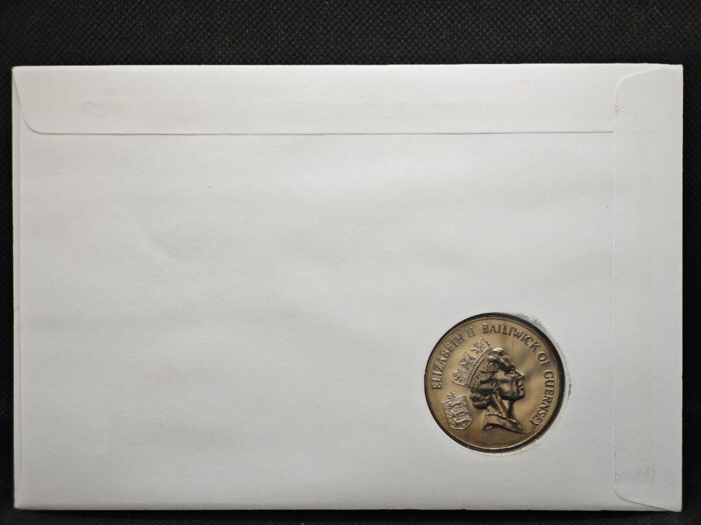 【淘币小摊】限时拍第八百零七拍  克朗币邮币封场  满百包邮可预留两周  周一统一发货    根西岛1995年二战胜利50周年2镑纪念币邮币封