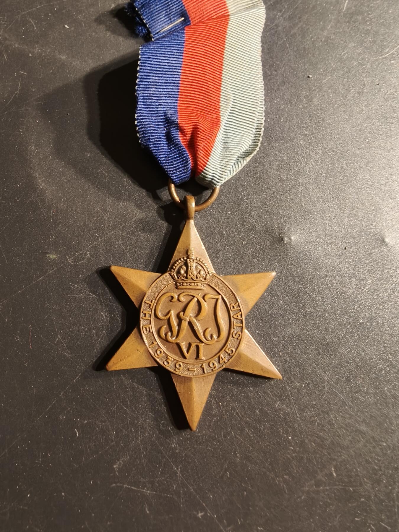 老王徽章第165期 英国二战之星奖章