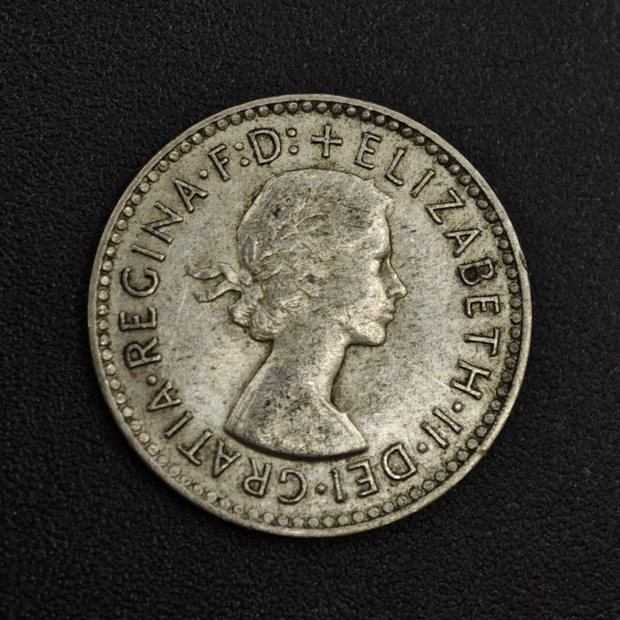 【淘币小摊】实时拍第八百零四拍   散币银币场   满百包邮可预留二周 每周一统一发货   澳大利亚1955年伊丽莎白二世3便士银币