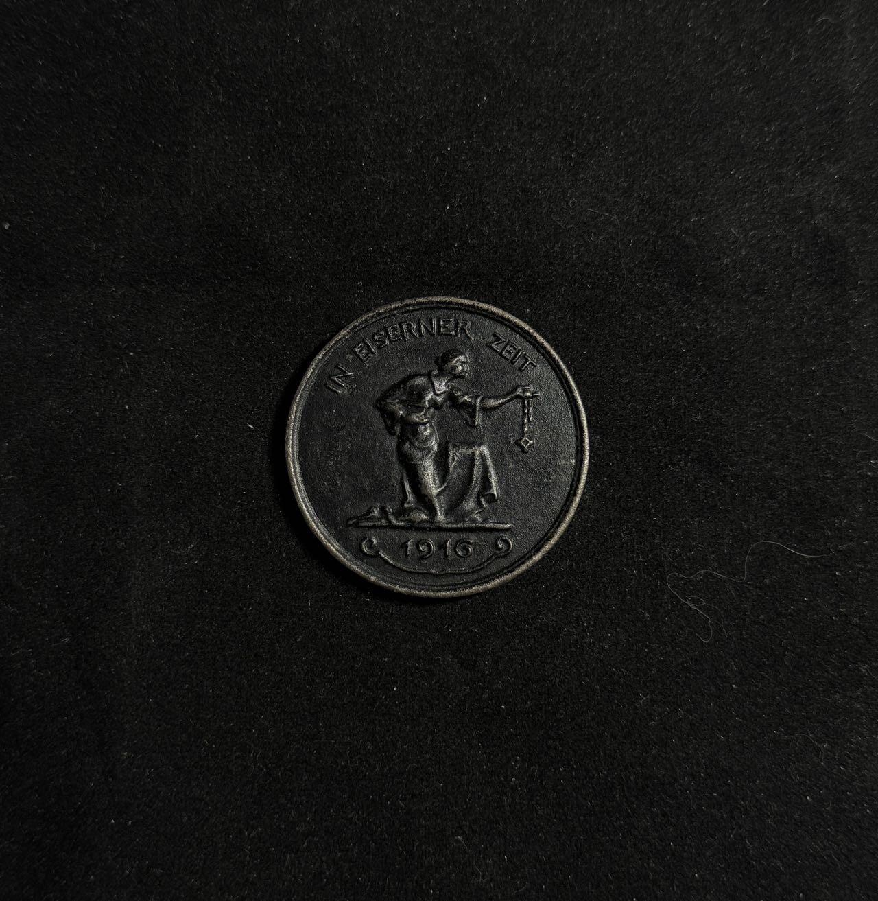 戎马世界章牌大赏第108期 德国一战以金换铁纪念章