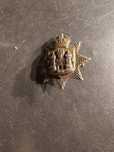 老王徽章第165期 - 英国东萨里步兵团领章     一战时期 