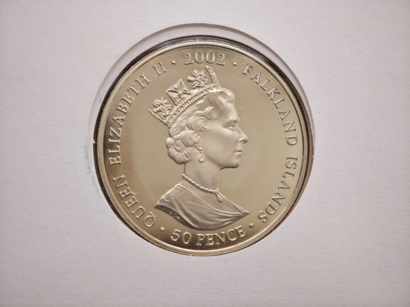 【淘币小摊】限时拍第八百零七拍  克朗币邮币封场  满百包邮可预留两周  周一统一发货   福克兰群岛2002年女王登基金禧50便士纪念币邮币封