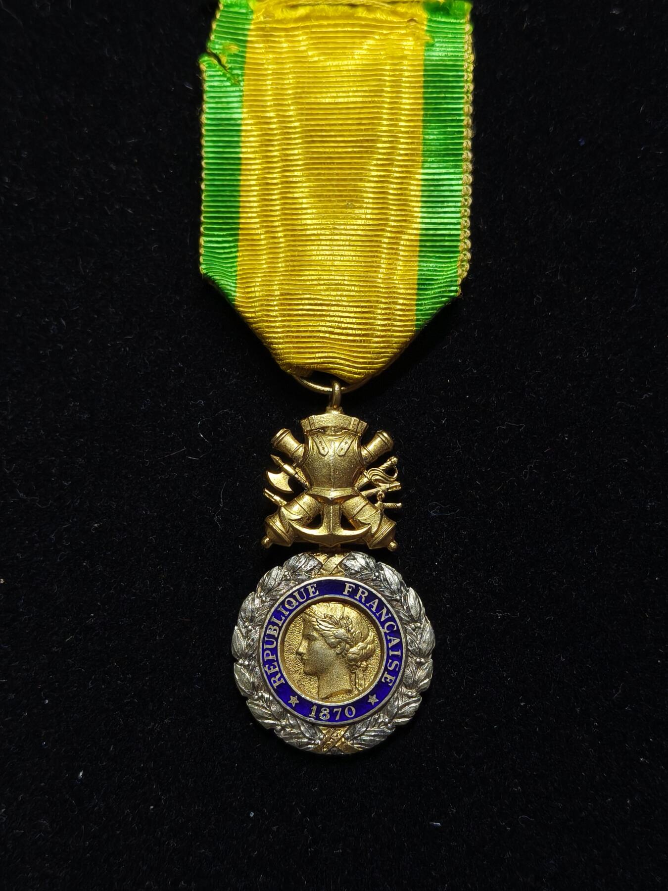 铭记历史 勿忘国耻 抗战胜利80周年精品专场 第二场 法国第三共和国时期 银制 军事功勋奖章 