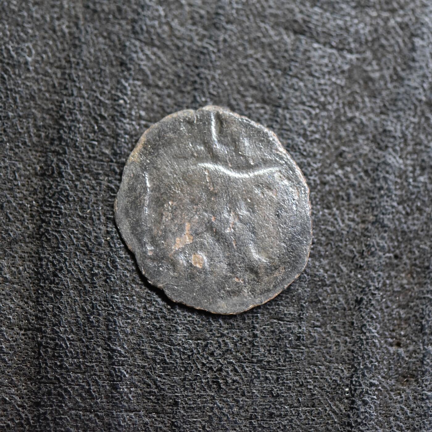 【良泉】第42期【自动场】12月4日晚19.30点开拍！99枚域外古代钱币专场  约850-1000年【喀布尔沙希王朝】大象/狮子吉塔尔，0.78克