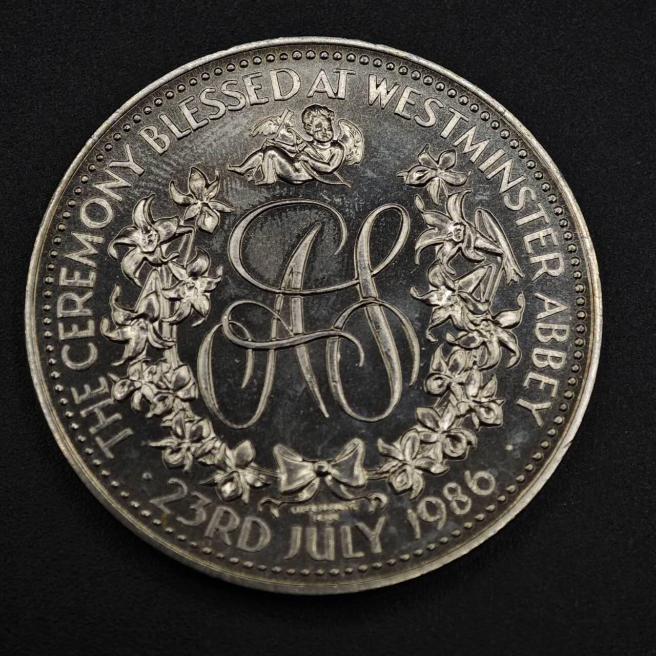 【淘币小摊】限时拍第八百零七拍  克朗币邮币封场  满百包邮可预留两周  周一统一发货    安德鲁王子1986年大婚纪念章