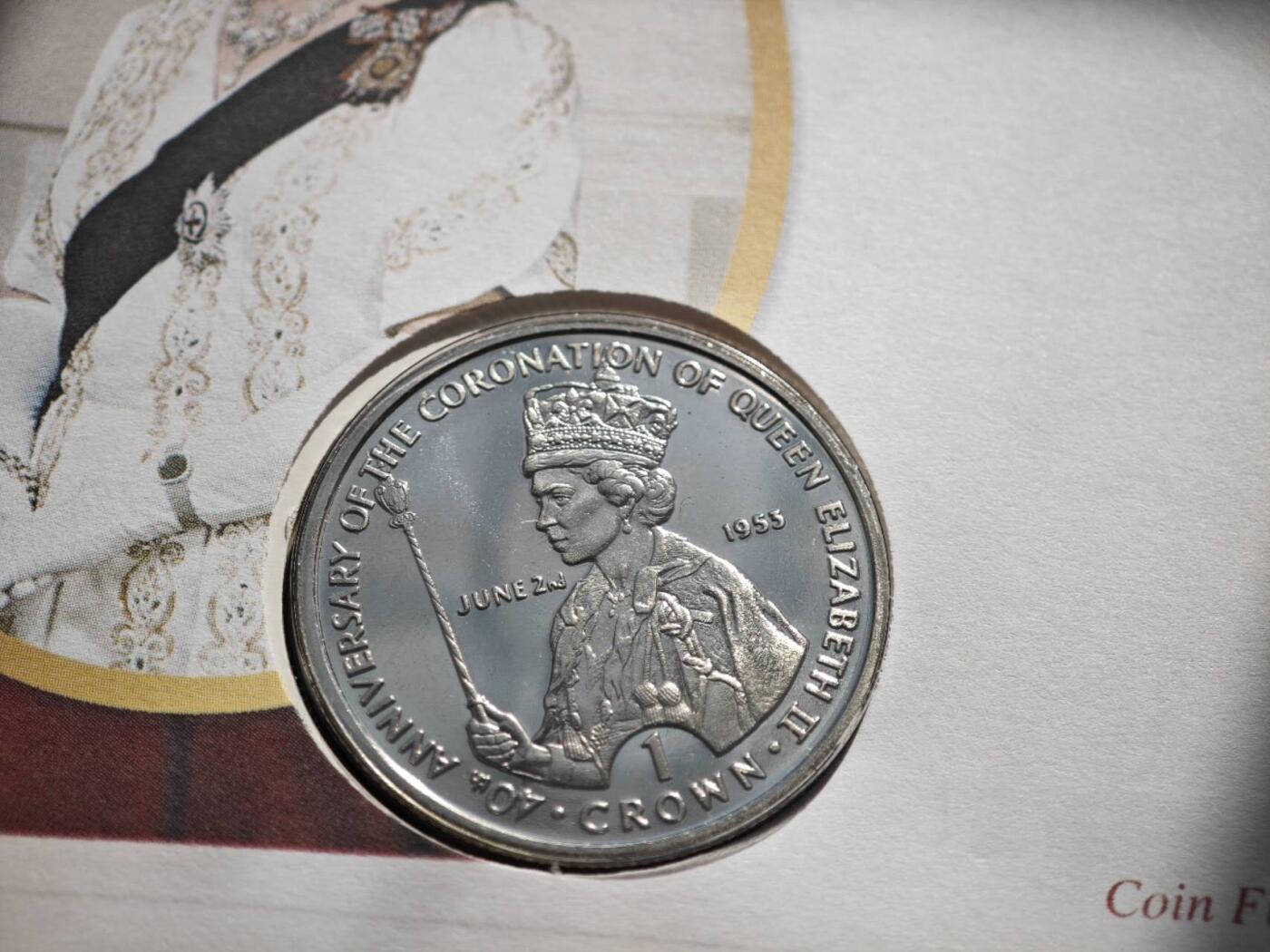 【淘币小摊】限时拍第八百零七拍  克朗币邮币封场  满百包邮可预留两周  周一统一发货   直布罗陀1993年女王加冕40周年克朗纪念币邮币封