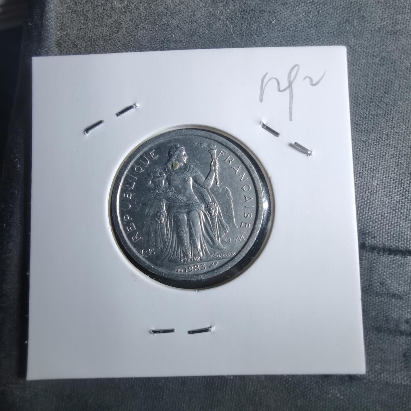 沼泽如烟--第912场 法属新喀里多尼亚1983年1法郎