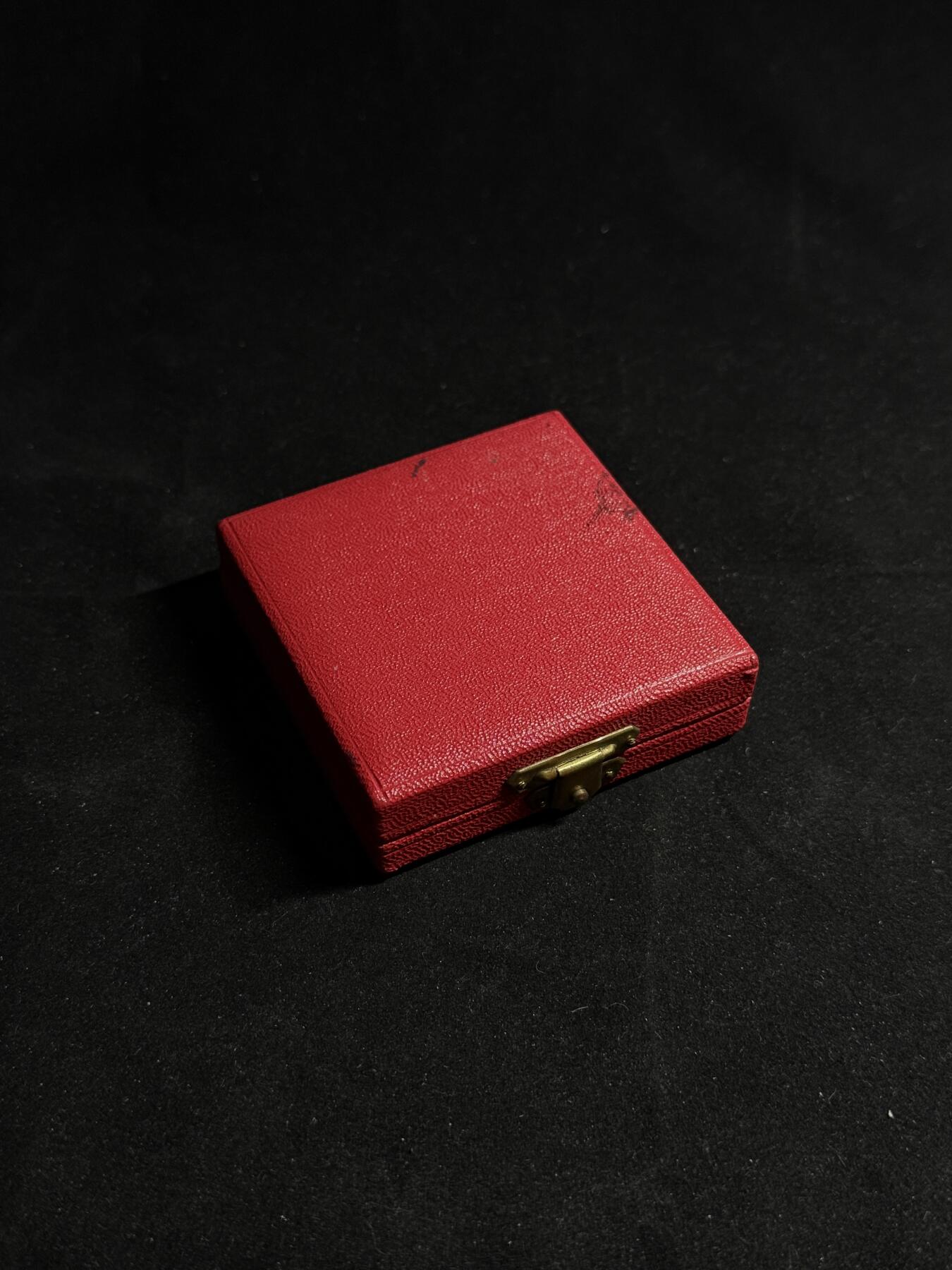 戎马世界章牌大赏第108期 匈牙利国防协会杰出奖章