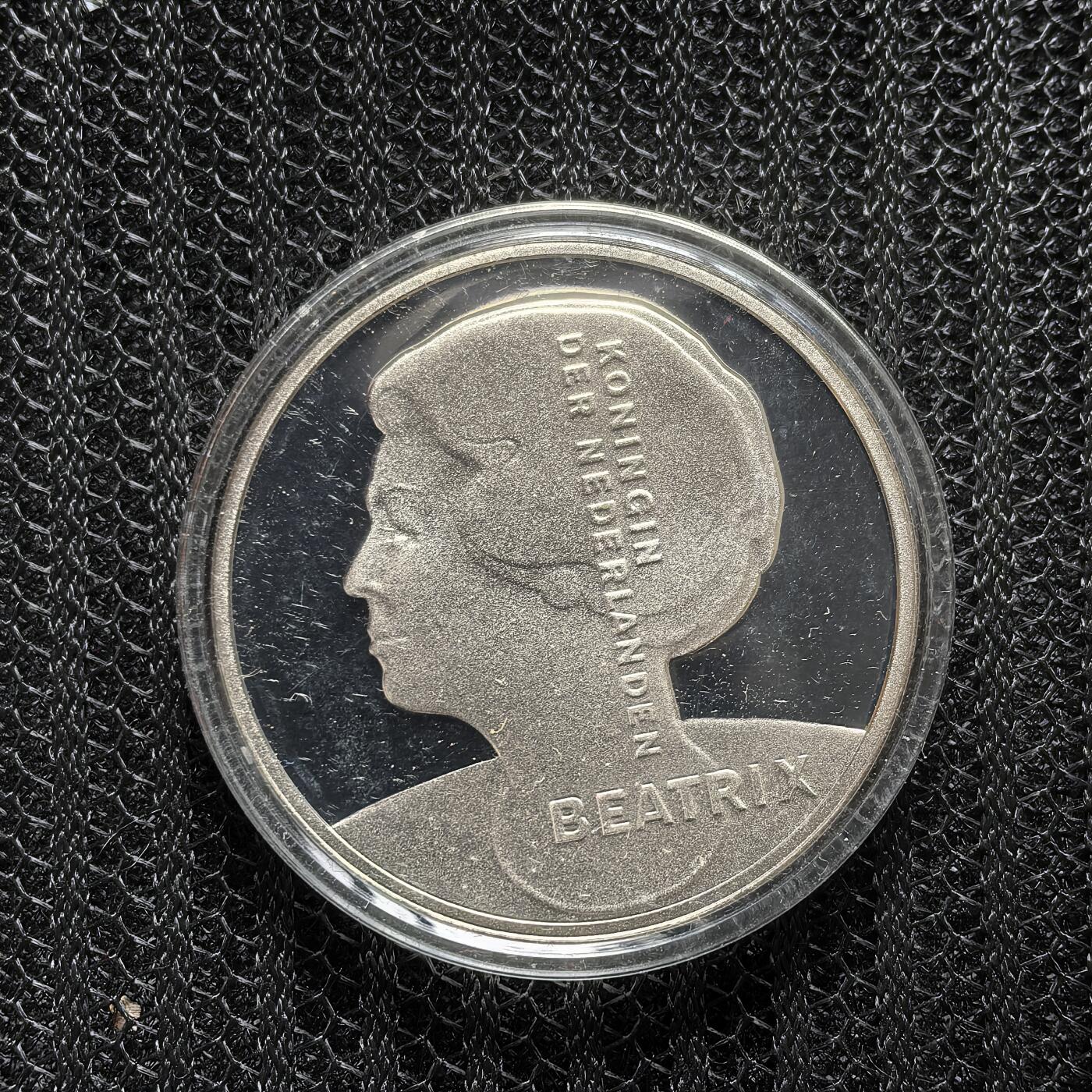 道一币馆币章第一百五十六场 原盒证 荷兰1996年鲁特琴演奏家扬斯丁10盾精制银币