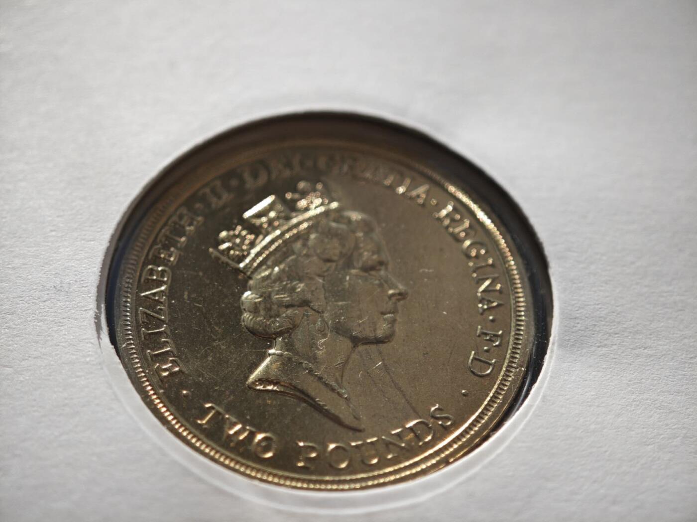 【淘币小摊】限时拍第八百零七拍  克朗币邮币封场  满百包邮可预留两周  周一统一发货   英国1995年二战胜利50周年2镑纪念币邮币封