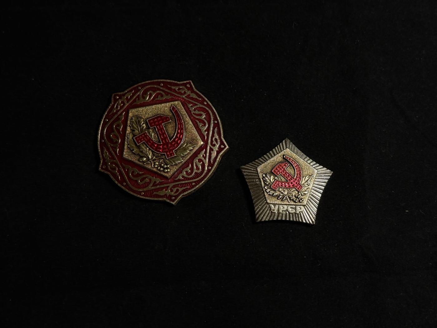 戎马世界章牌大赏第108期 苏联金婚大铝章证章一对