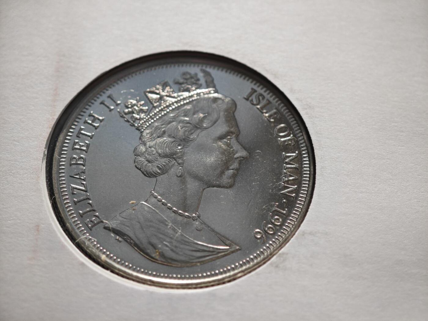 【淘币小摊】限时拍第八百零七拍  克朗币邮币封场  满百包邮可预留两周  周一统一发货   马恩岛1996年罗伯特200周年克朗纪念币邮币封