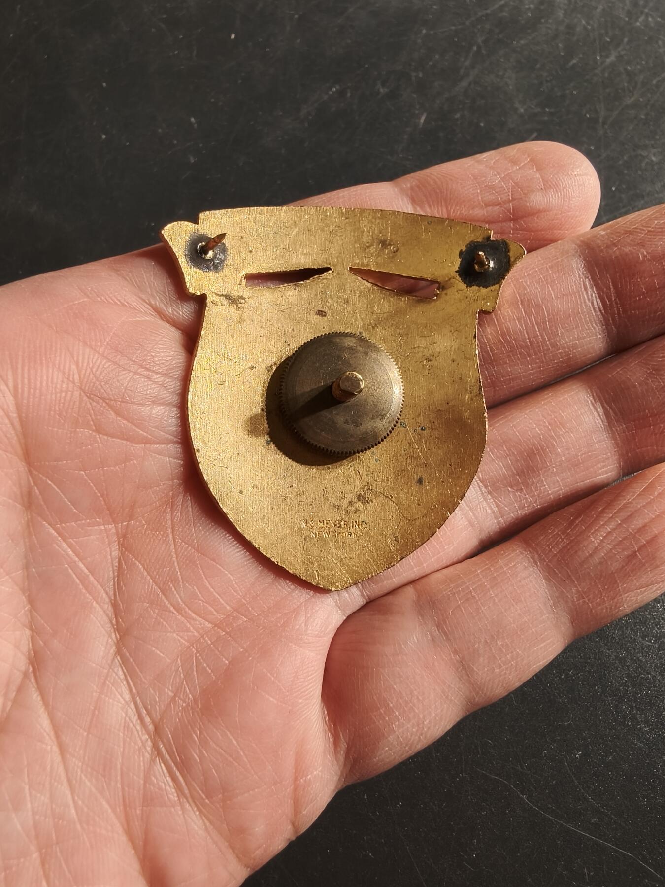 老王徽章第165期 美国圣托马斯军事学院大檐帽帽徽 