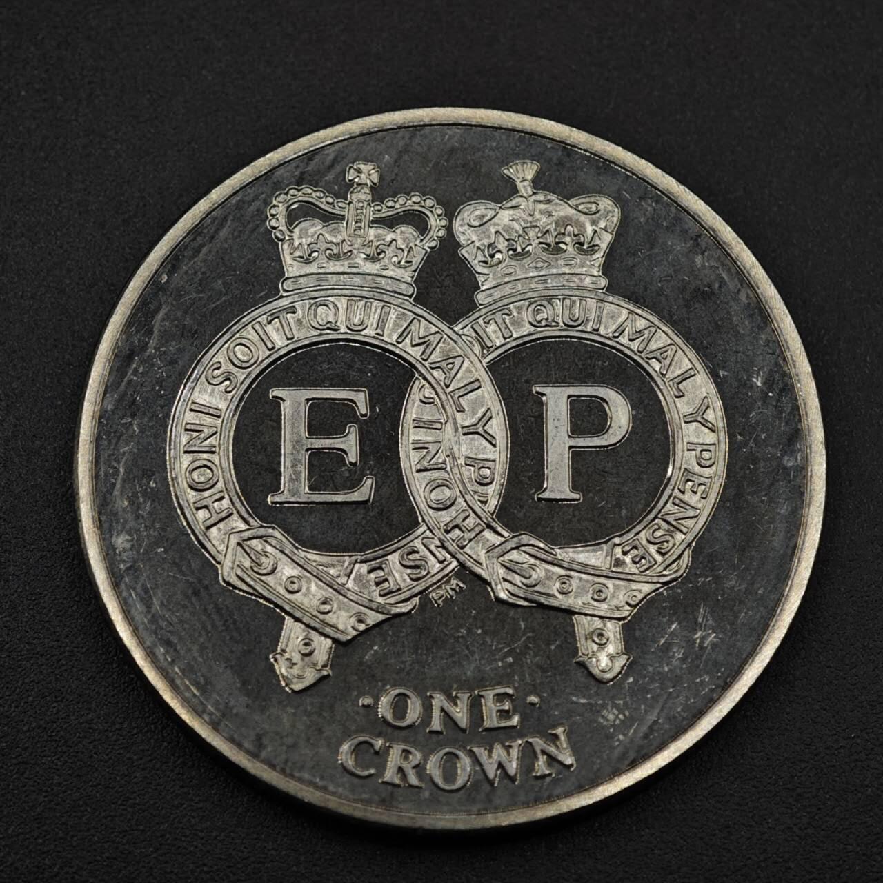 【淘币小摊】限时拍第八百零七拍  克朗币邮币封场  满百包邮可预留两周  周一统一发货  阿桑松2011年女王大婚钻禧克朗纪念币