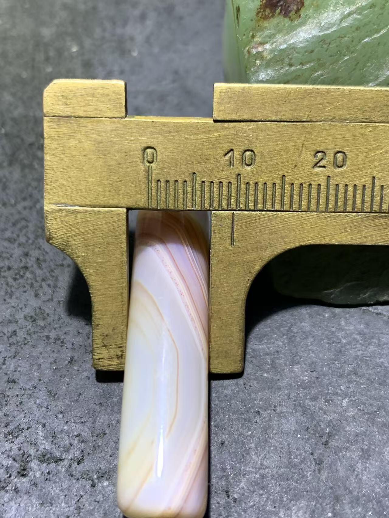 8字天眼纹缠丝玛瑙随形直桶，桶珠一个，