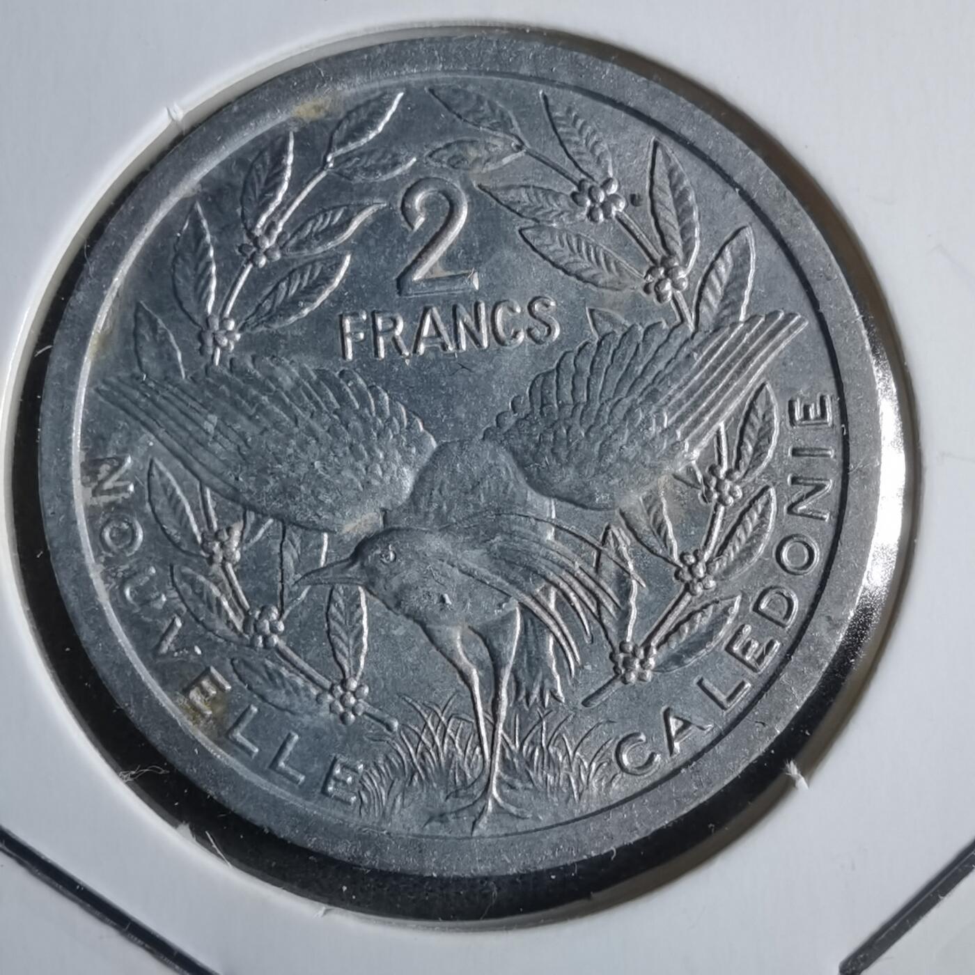 沼泽如烟--第912场 法属新喀里多尼亚1982年2法郎